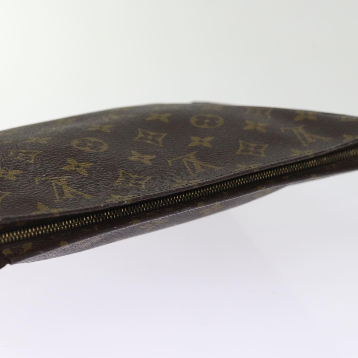 LOUIS VUITTON Monogram Poche Toilette 26 Pouch M47542 LV Auth am6319