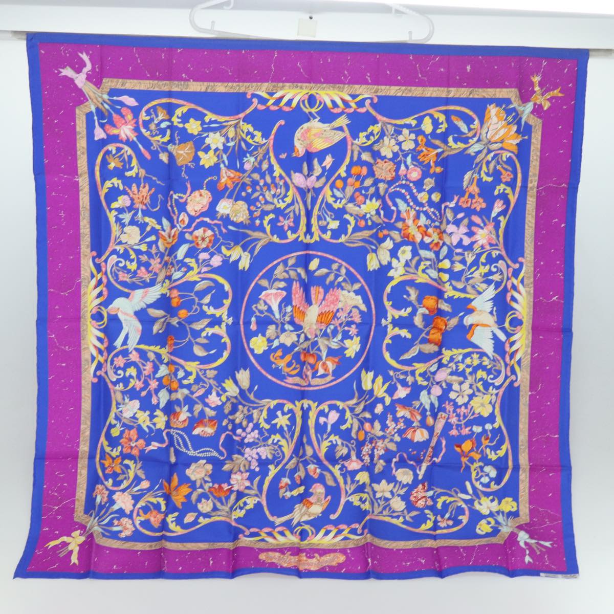 HERMES Carre 90 Scarf PIERRES d' ORIENT et d' OCCIDENT Silk Purple Auth am6434