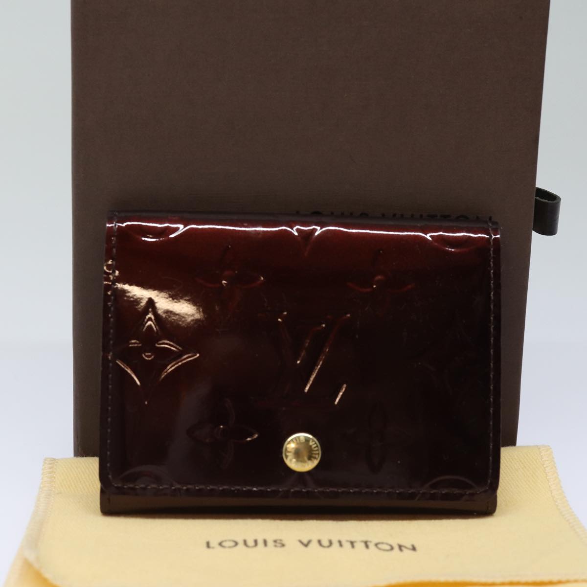 LOUIS VUITTON Vernis Anvelop Cult De Vuitto Case Amarante M91409 LV Auth am6684