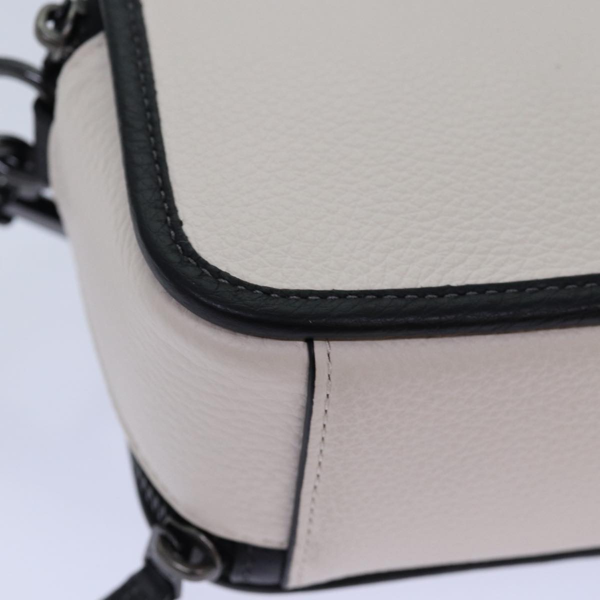 Coach Shoulder Bag Leather White Black Auth am6739