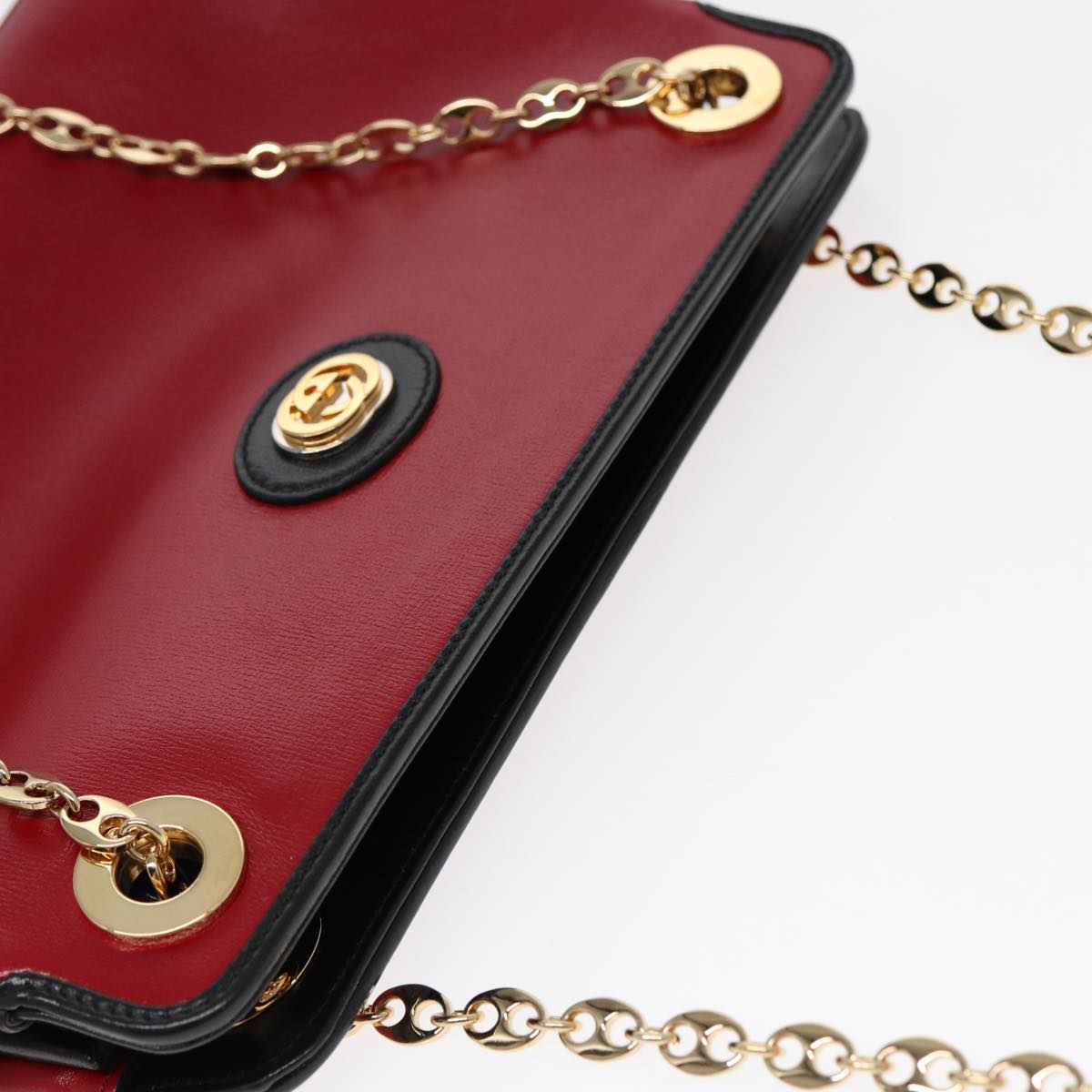 GUCCI Chain Shoulder Bag Leather Red Gold 576422 Auth am6808V