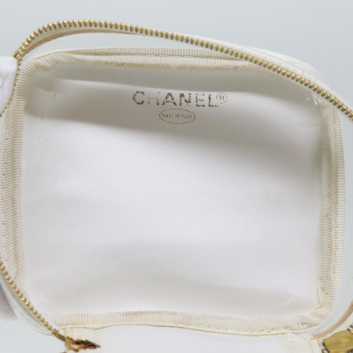 CHANEL COCO Mark Vanity Pouch Vinyl White Gold CC Auth am6835