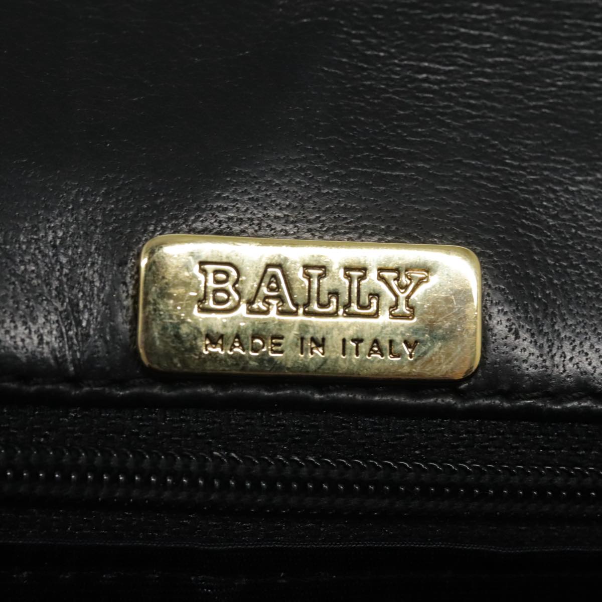 BALLY Chain Shoulder Bag Leather Black Gold Auth am6929