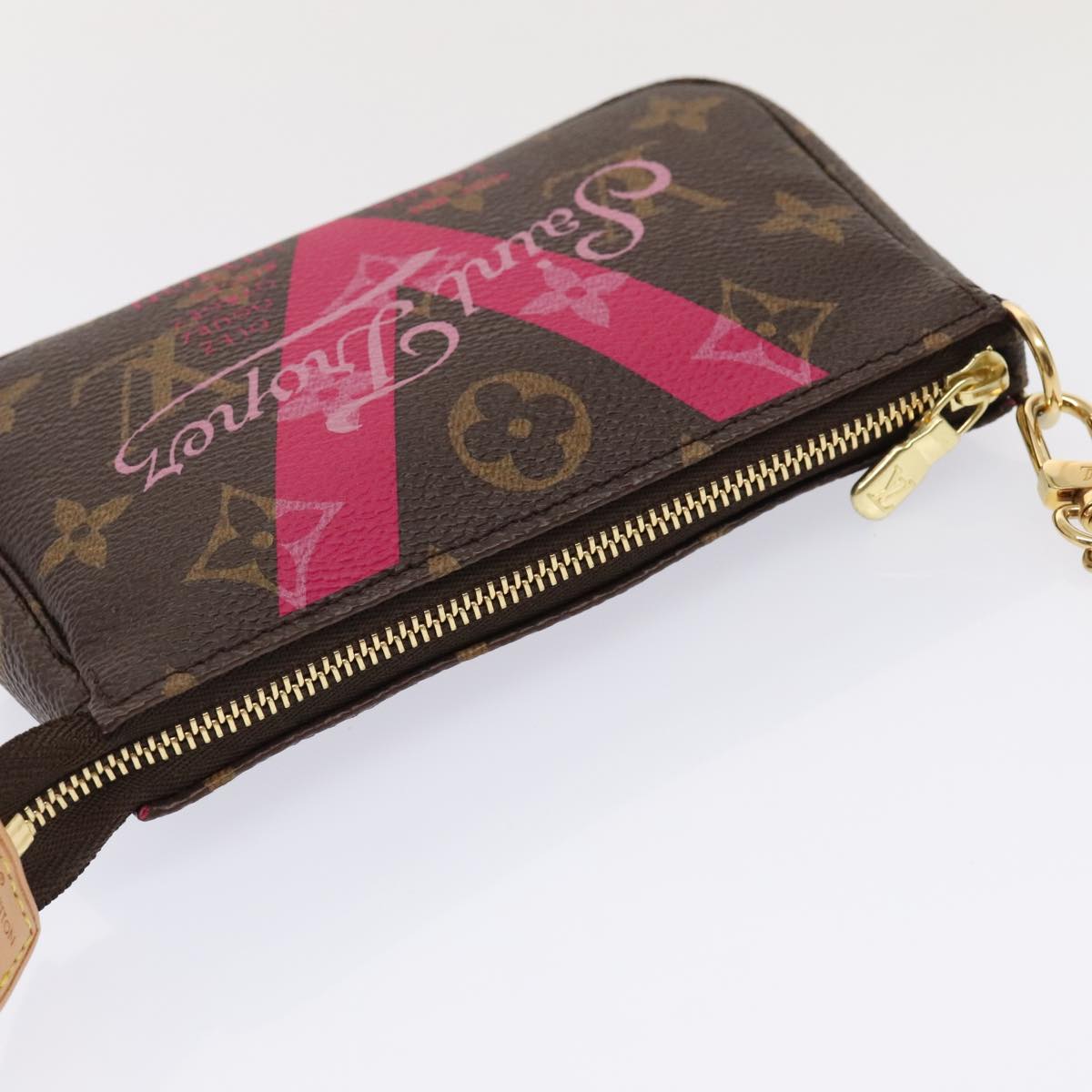 LOUIS VUITTON Monogram V line Mini Pochette Accessoires Pouch Pink Auth am6931A