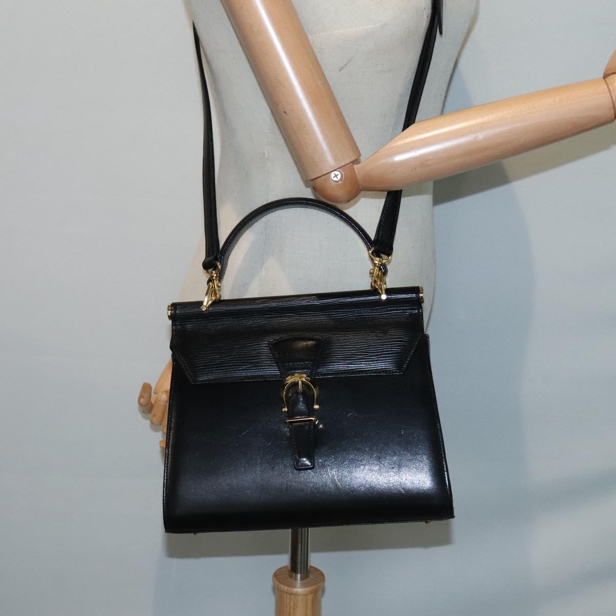 VALENTINO Hand Bag Leather 2way Black Gold Auth am6982