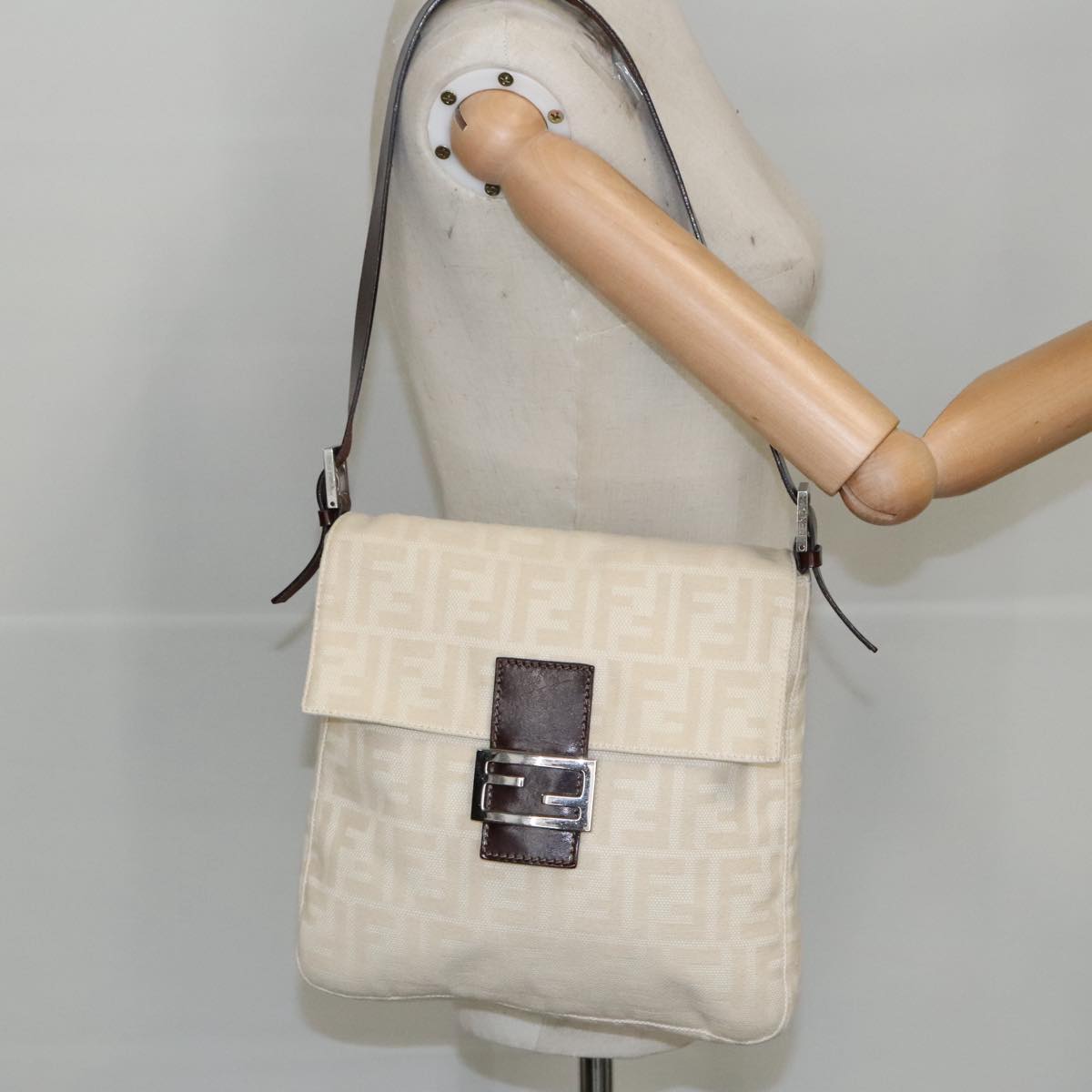 FENDI Zucca Canvas Mamma Baguette Shoulder Bag Beige Silver Auth am7156