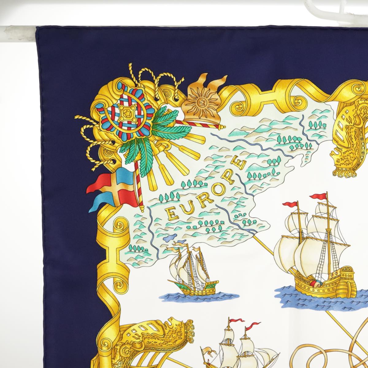 HERMES Carre 90 Scarf ""VOILES DE LUMIRE"" Silk Navy White Auth am7163