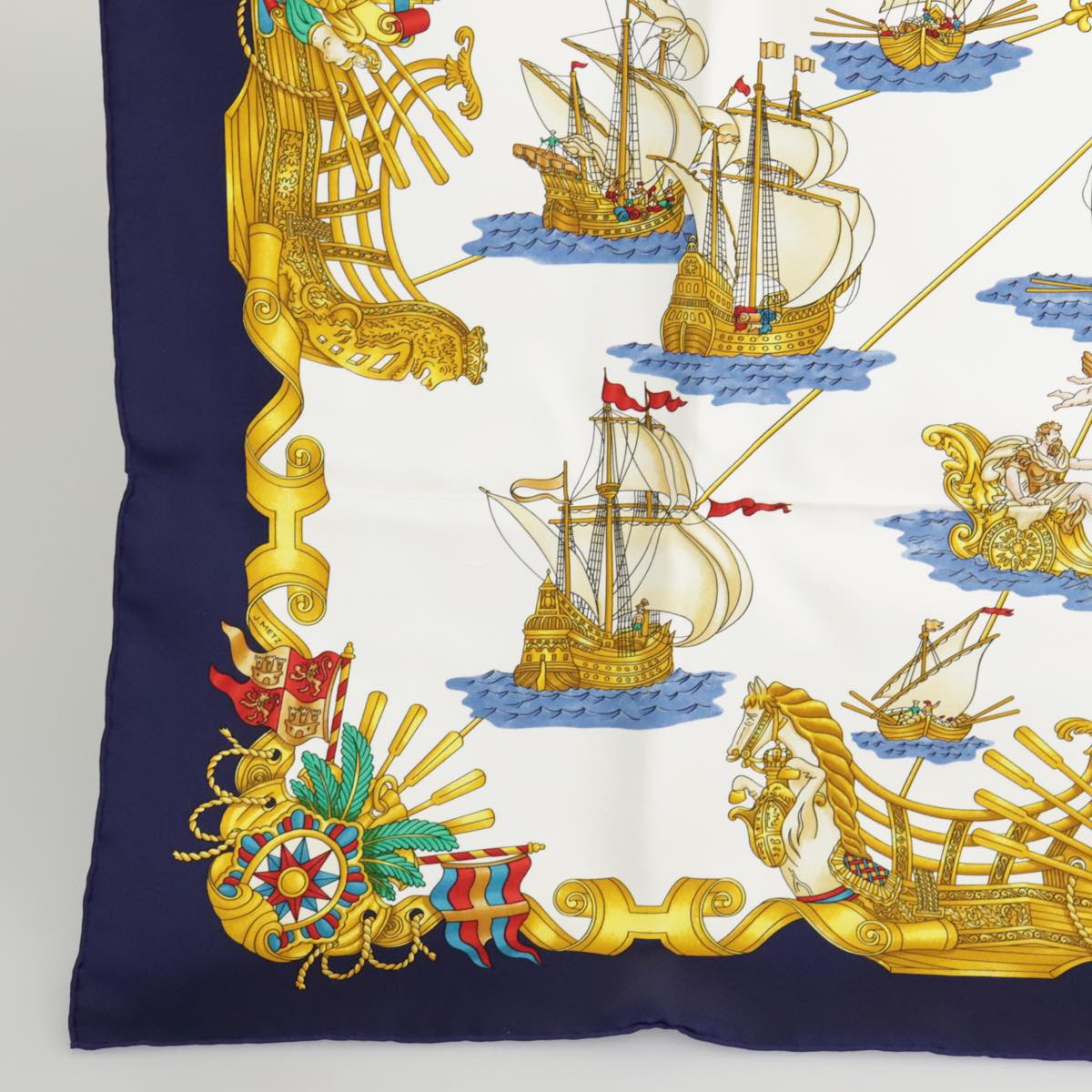 HERMES Carre 90 Scarf ""VOILES DE LUMIRE"" Silk Navy White Auth am7163