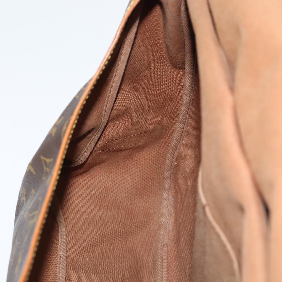 LOUIS VUITTON Monogram Saumur 35 Shoulder Bag M42254 LV Auth am7208