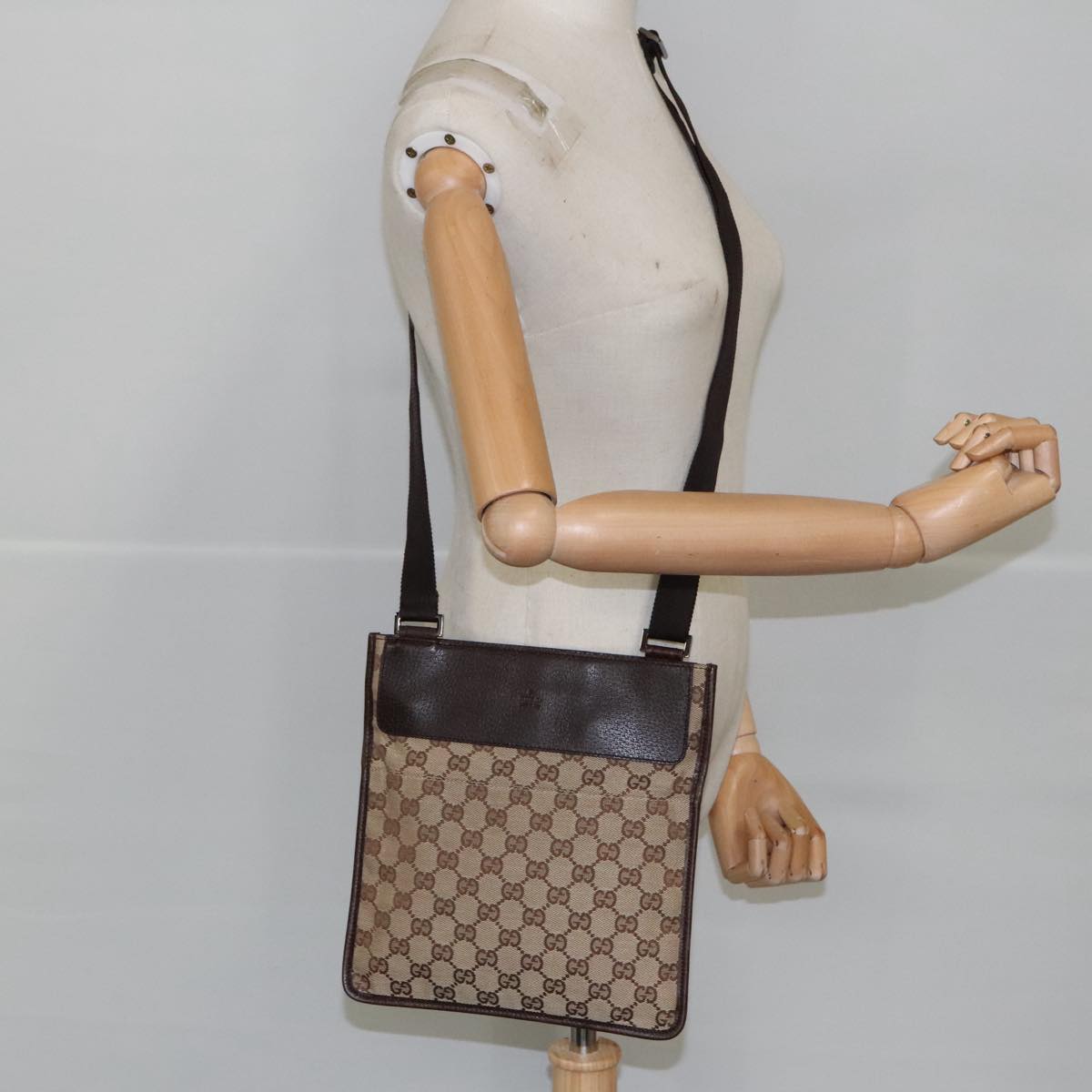 GUCCI GG Canvas Shoulder Bag Beige Silver 27639 Auth am7265