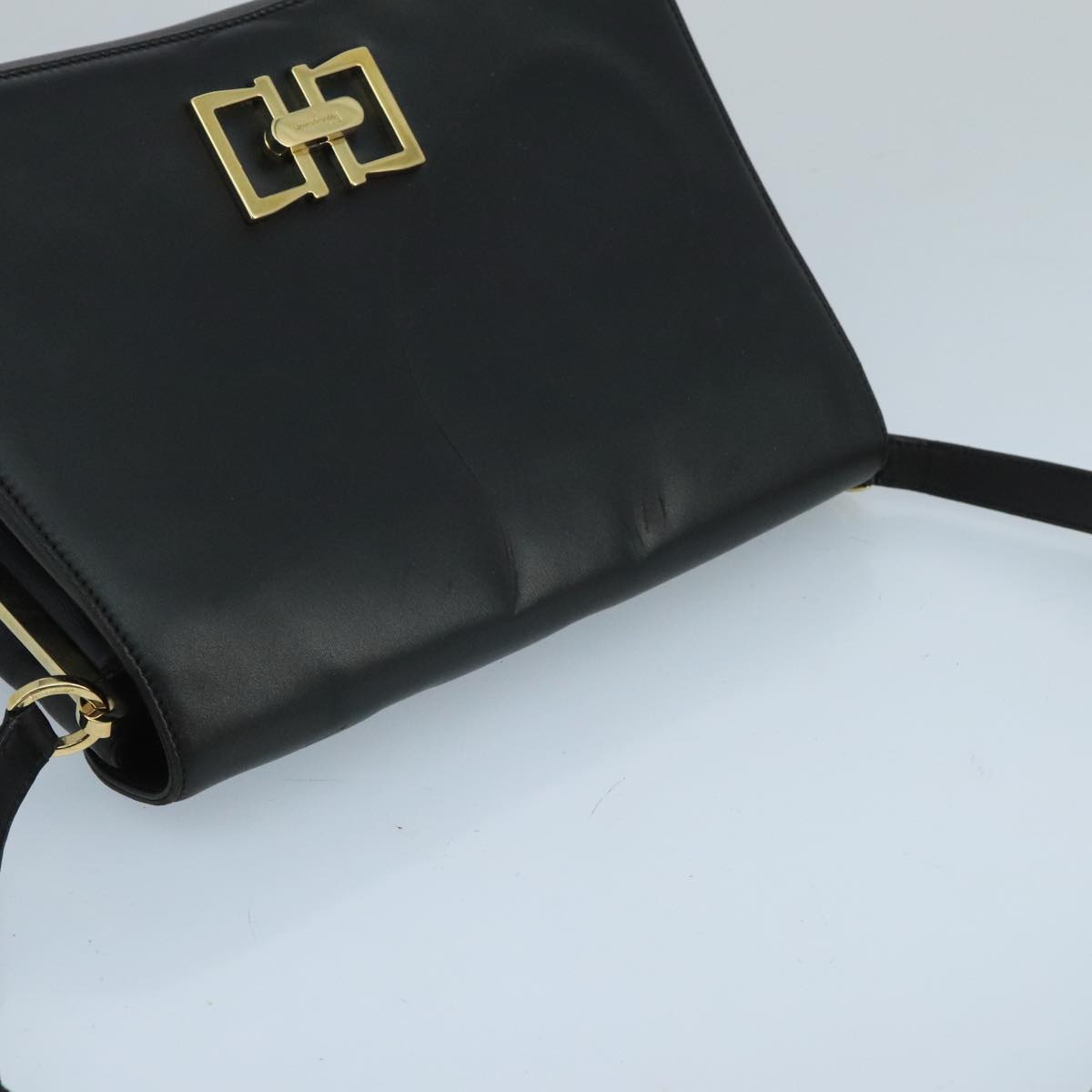 Salvatore Ferragamo Shoulder Bag Leather Black Gold Auth am7272