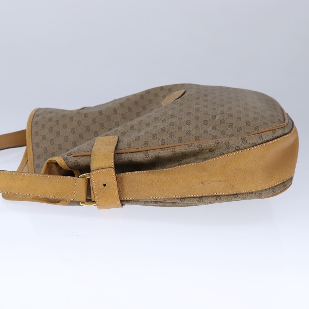 GUCCI Micro GG Supreme Shoulder Bag PVC Beige Gold Auth am7493