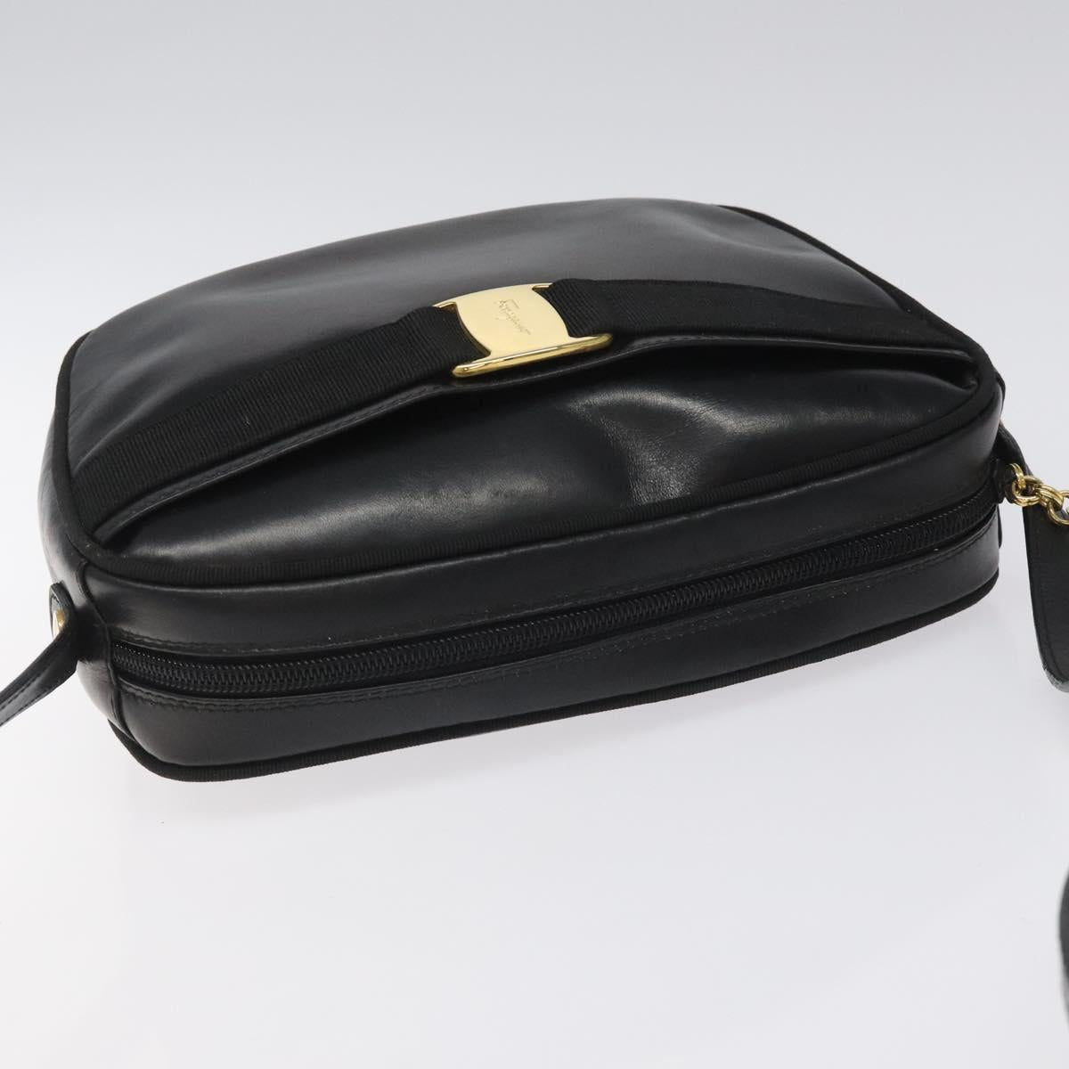 Salvatore Ferragamo Vala Shoulder Bag Leather Black Gold Auth am7884