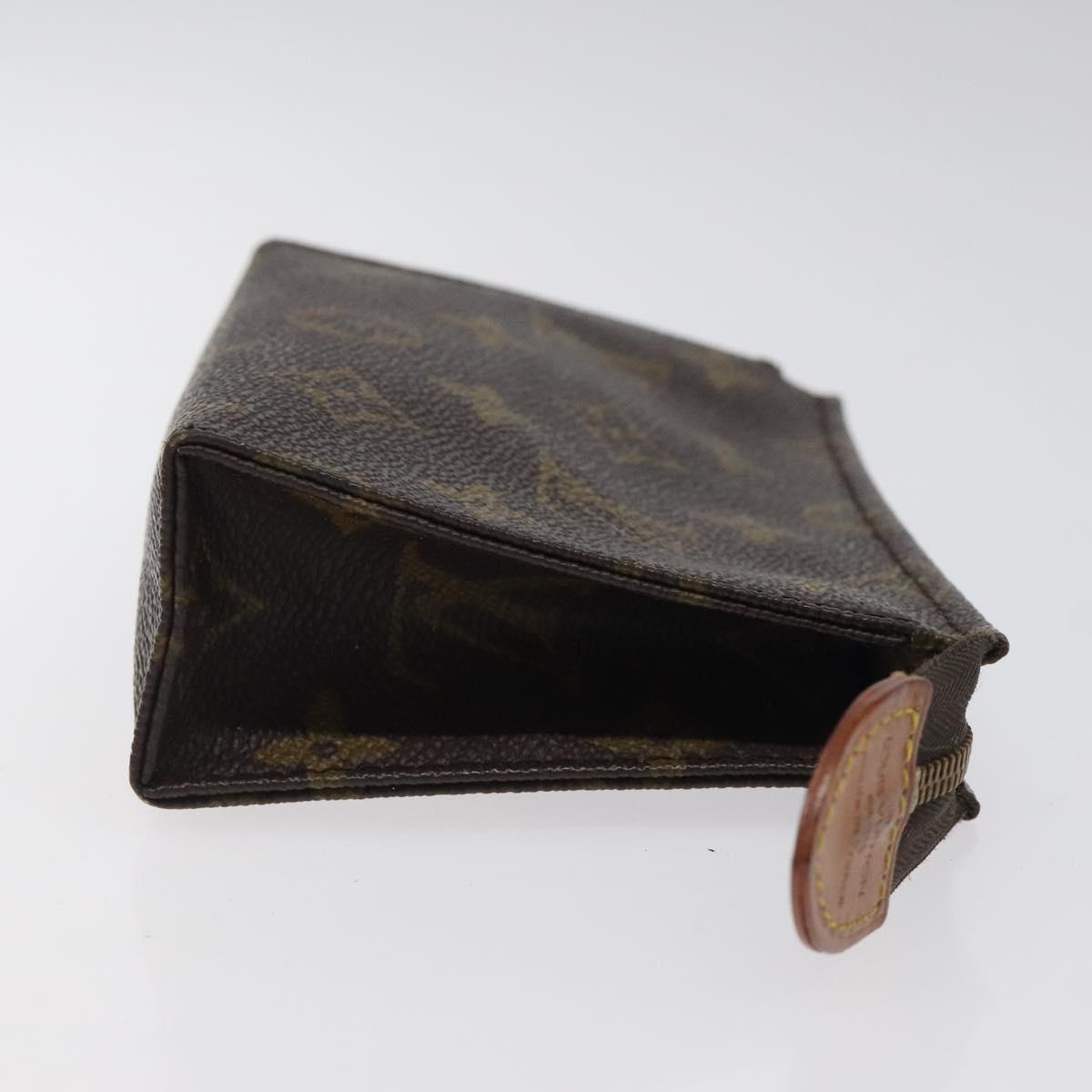 LOUIS VUITTON Monogram Poche Toilette 15 Pouch M47546 LV Auth am8106