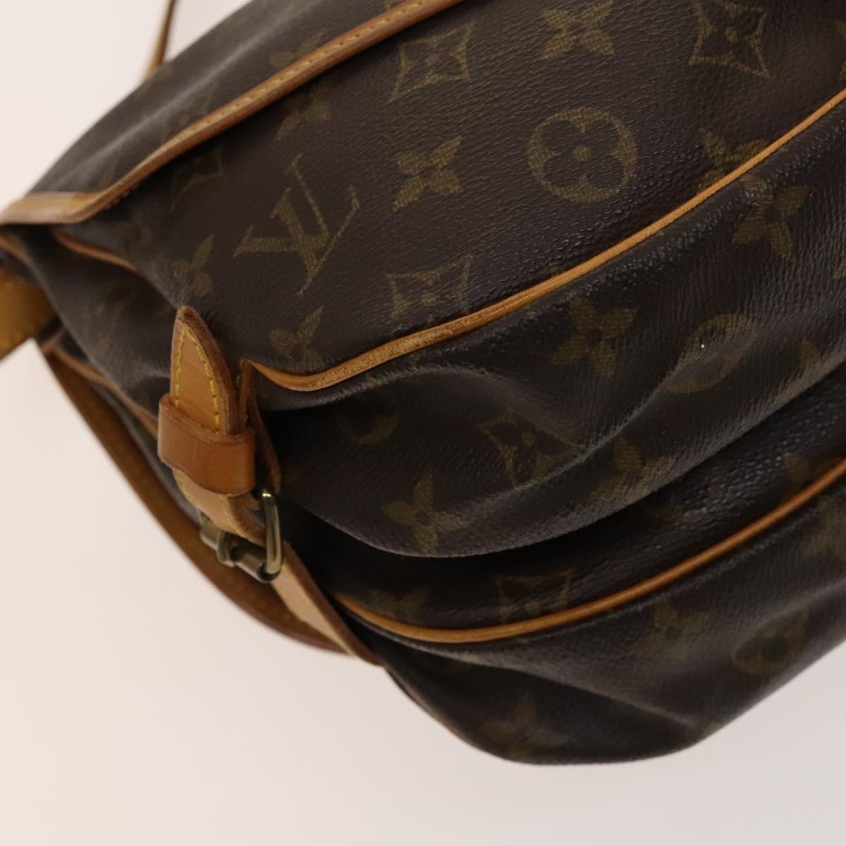 LOUIS VUITTON Monogram Saumur 30 Shoulder Bag M42256 LV Auth am8612