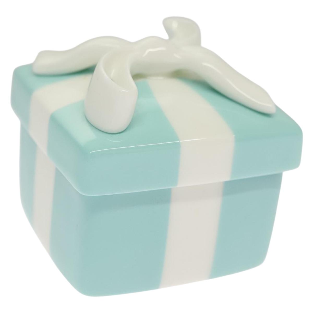 TIFFANY&Co. Blue box Pottery Blue Auth am8727