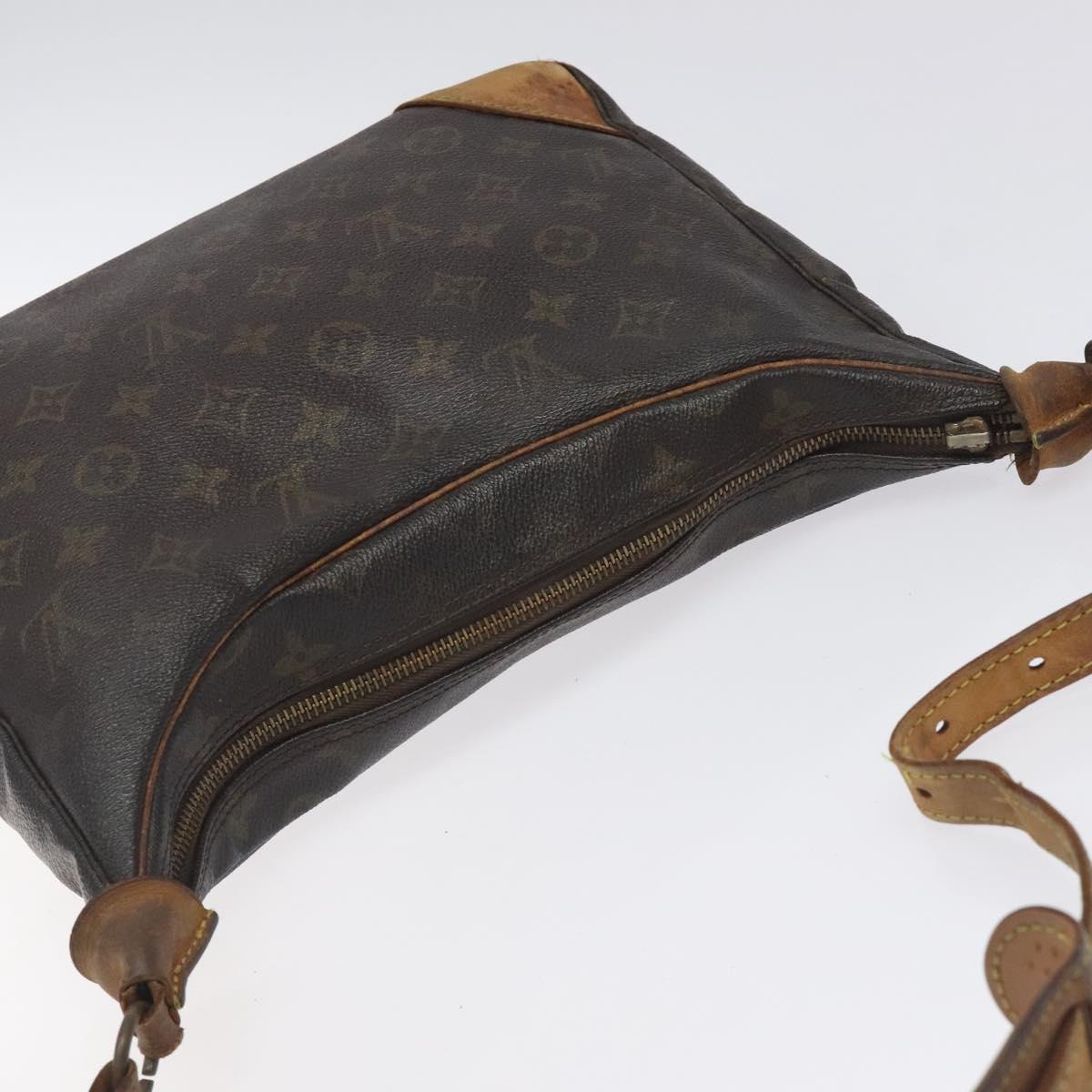 LOUIS VUITTON Monogram Boulogne 30 Shoulder Bag M51265 LV Auth am8753