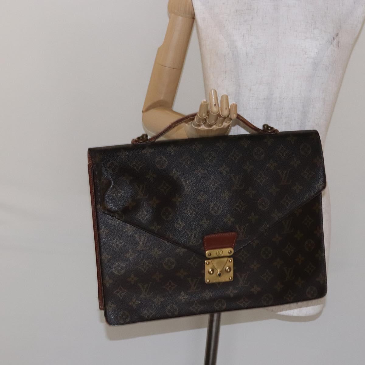 LOUIS VUITTON Monogram Porte Documents Bandouliere Bag M53338 LV Auth am8908