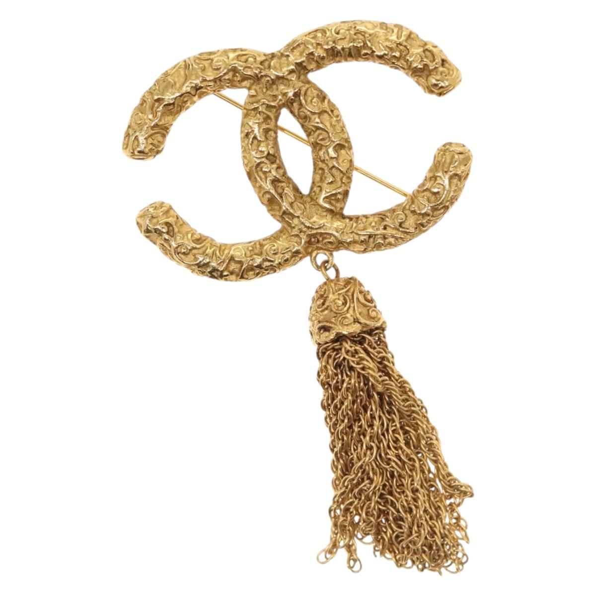 CHANEL COCO Mark Lava Fringe Brooch metal Gold CC Auth am8932V