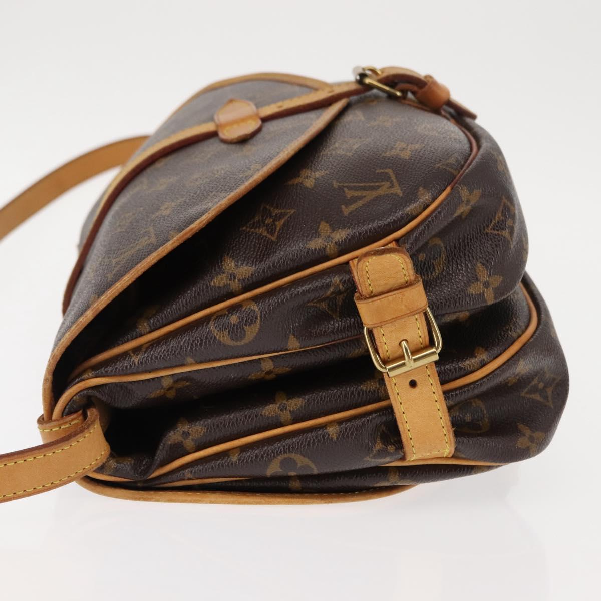 LOUIS VUITTON Monogram Saumur 30 Shoulder Bag M42256 LV Auth am9240