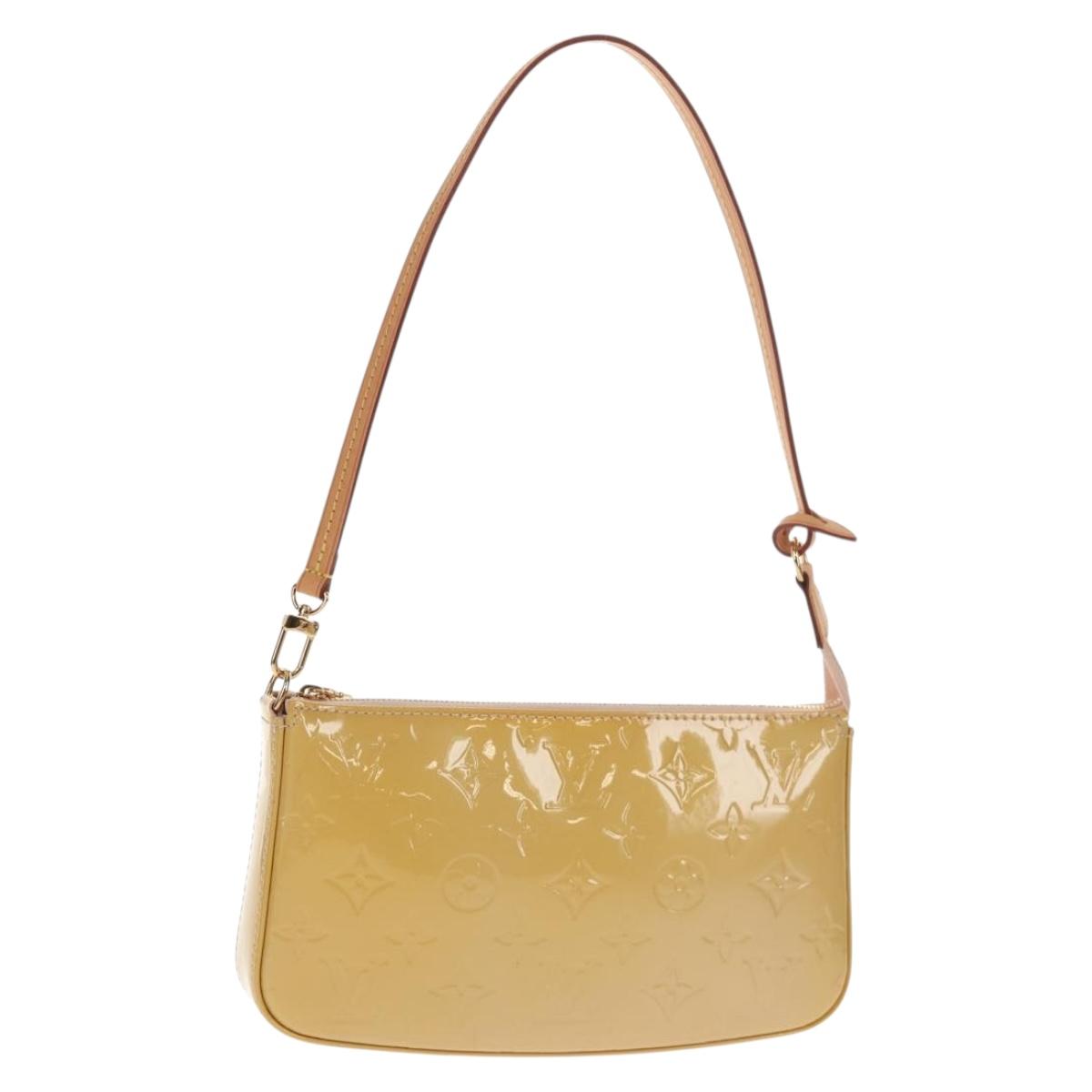LOUIS VUITTON Vernis Pochette Accessoires Rose Angelique M90072 Auth am9362V