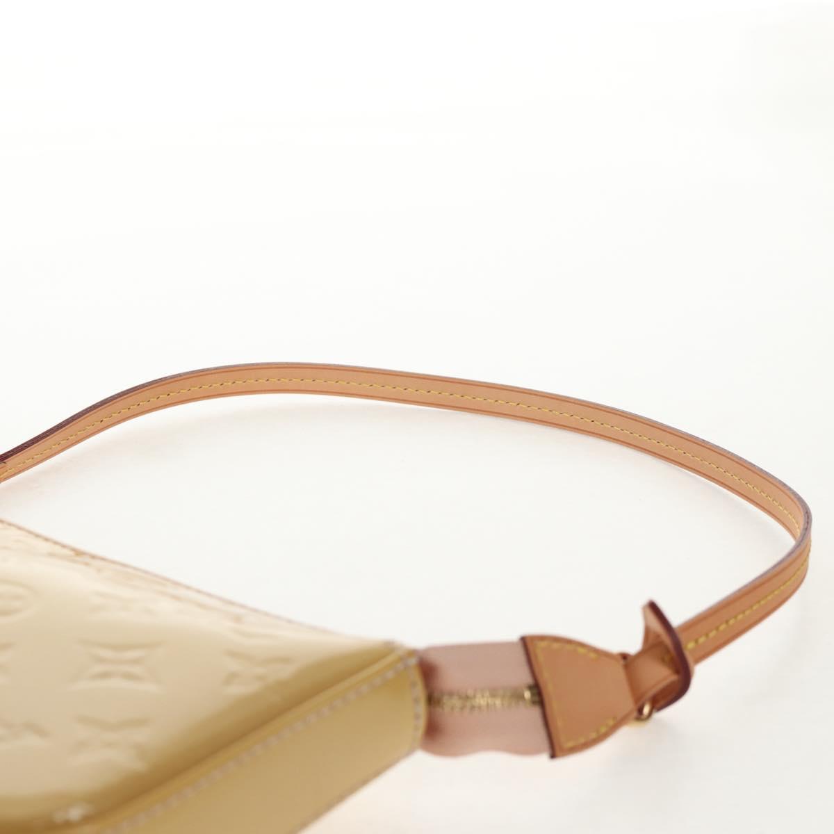 LOUIS VUITTON Vernis Pochette Accessoires Rose Angelique M90072 Auth am9362V