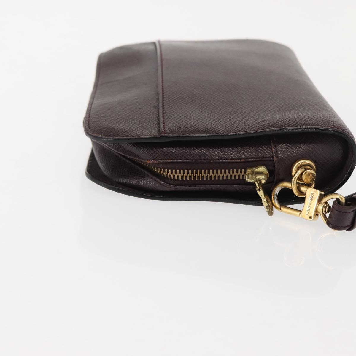 LOUIS VUITTON Taiga Baikal Clutch Bag Acajou M30186 LV Auth am9432