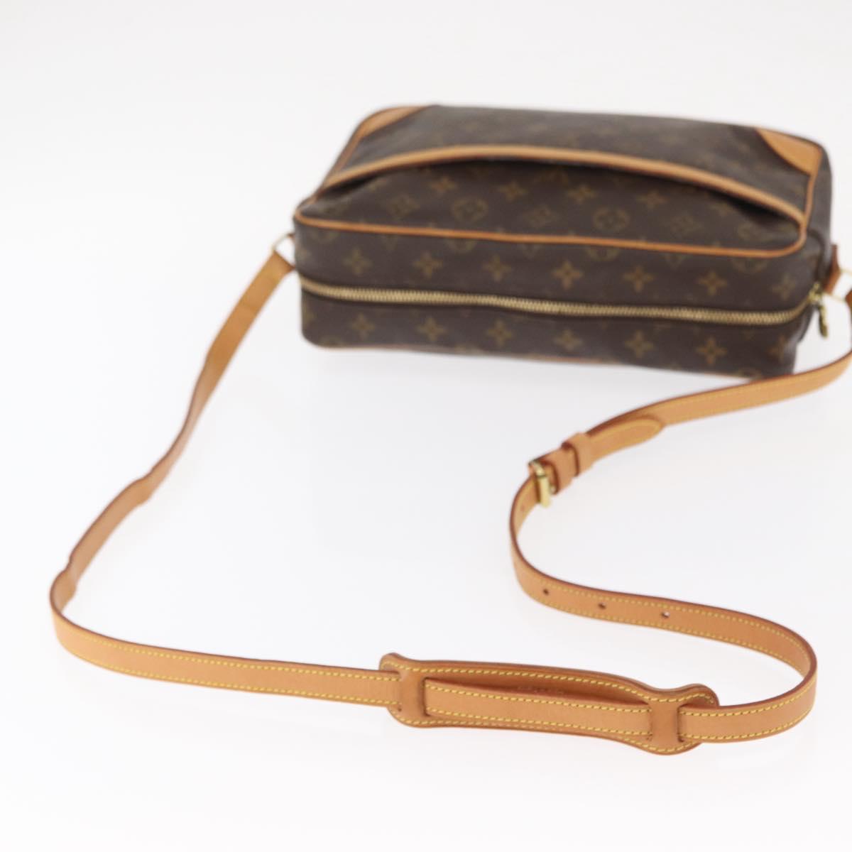 LOUIS VUITTON Monogram Trocadero 30 Shoulder Bag M51272 LV Auth am9930