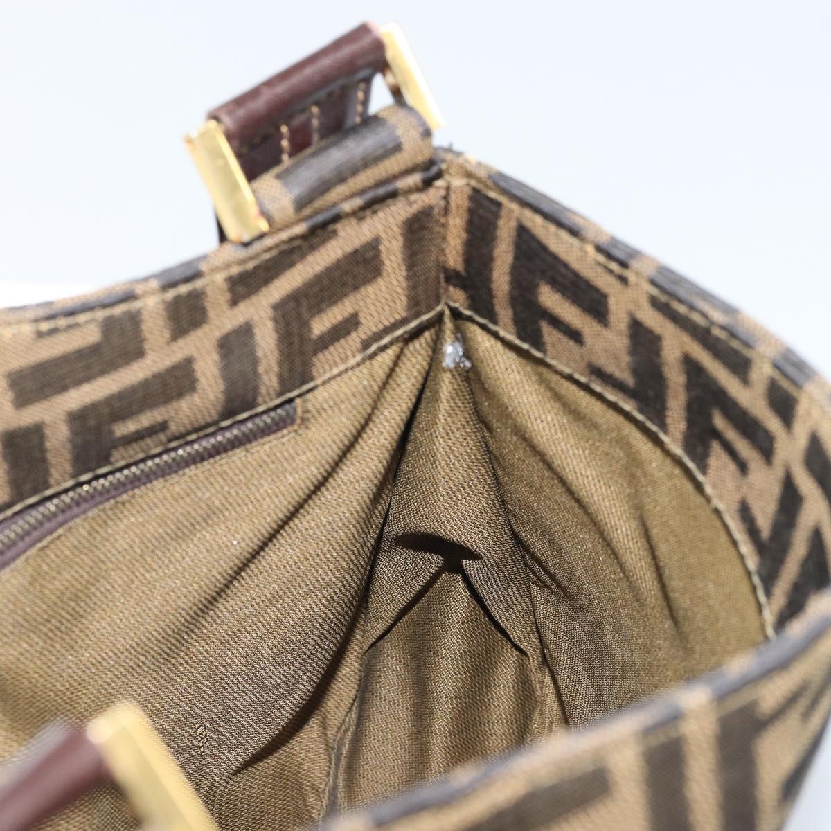 FENDI Zucca Canvas Shoulder Bag Brown Black Auth AMZ054A
