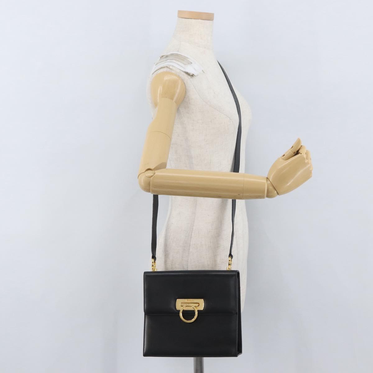 Salvatore Ferragamo Gancini Shoulder Bag Leather Black Gold Auth AMZ412
