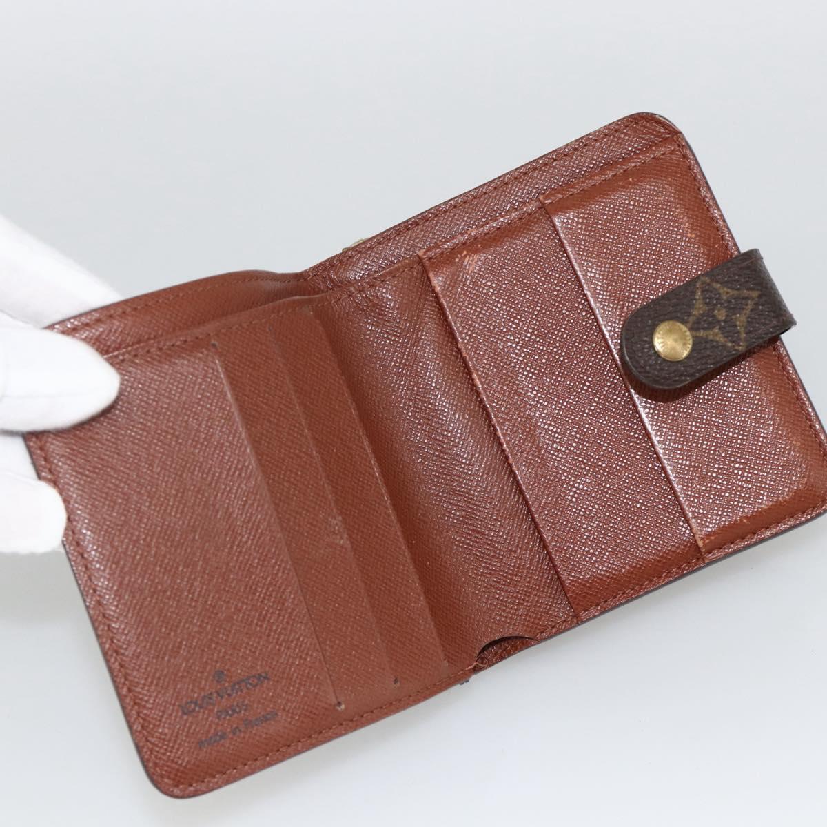 LOUIS VUITTON Monogram Compact Zip Wallet M61667 LV Auth AMZ571
