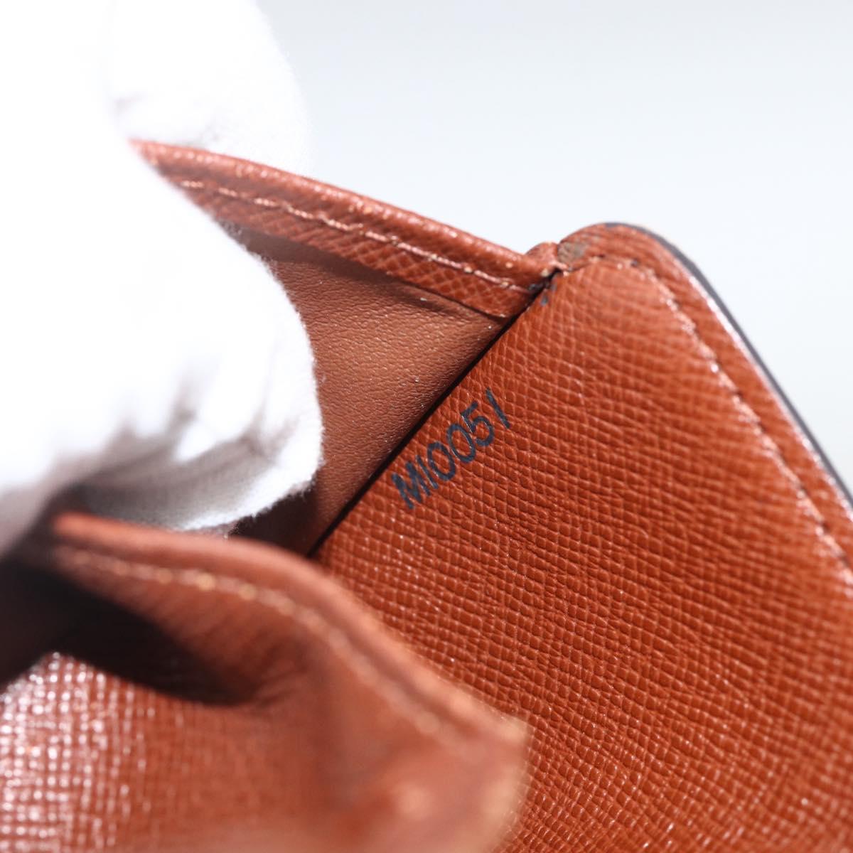 LOUIS VUITTON Monogram Compact Zip Wallet M61667 LV Auth AMZ571