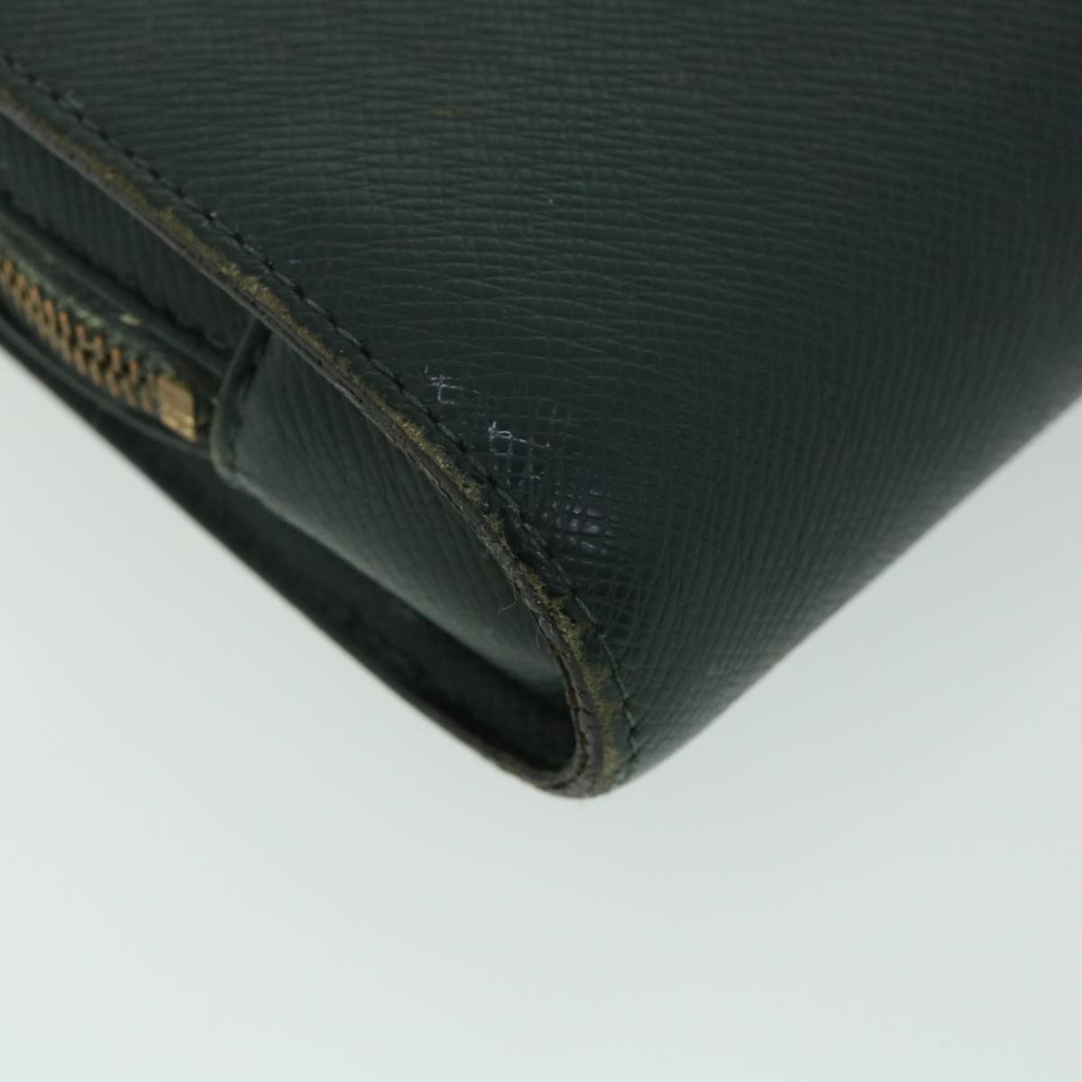 LOUIS VUITTON Taiga Baikal Clutch Bag Epicea M30184 LV Auth ar10169B