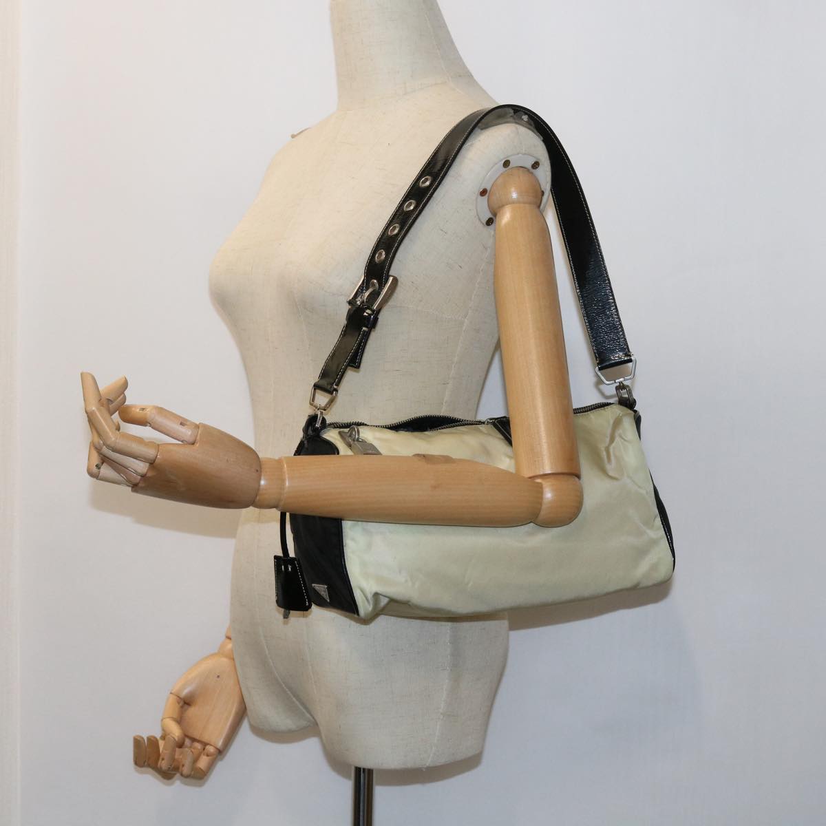 PRADA Shoulder Bag Nylon Beige Auth ar10308