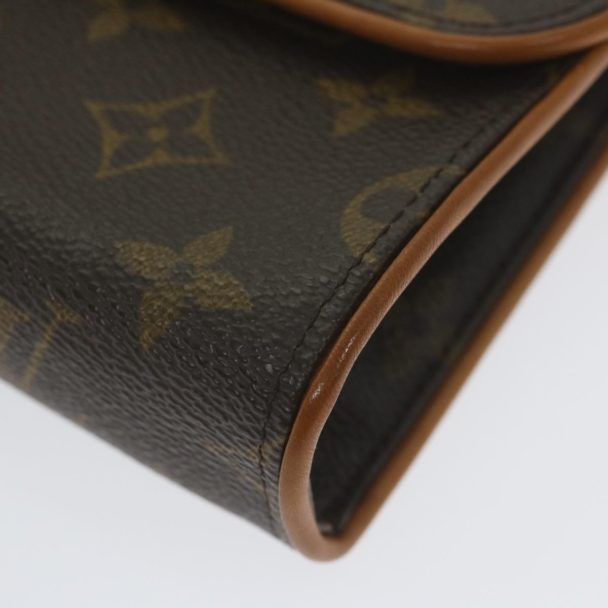 LOUIS VUITTON Monogram Pochette Florentine Waist bag M51855 LV Auth ar10600B