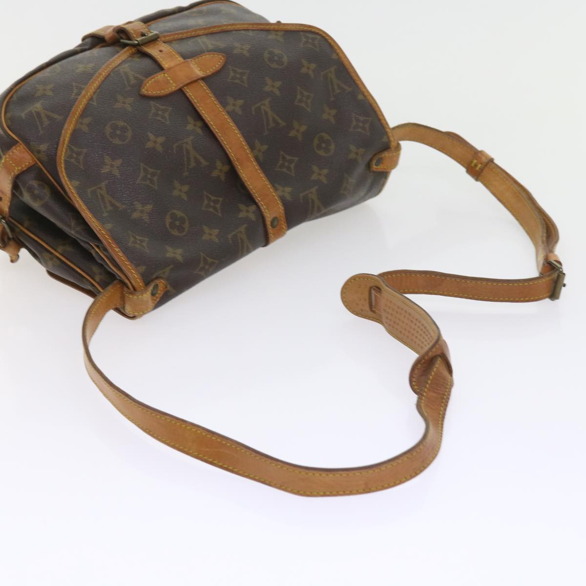 LOUIS VUITTON Monogram Saumur 30 Shoulder Bag M42256 LV Auth ar10614B