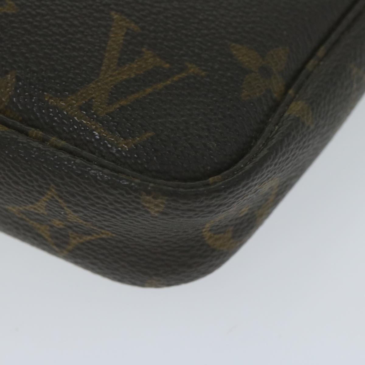 LOUIS VUITTON Monogram Pochette Accessoires Pouch M51980 LV Auth ar10975B