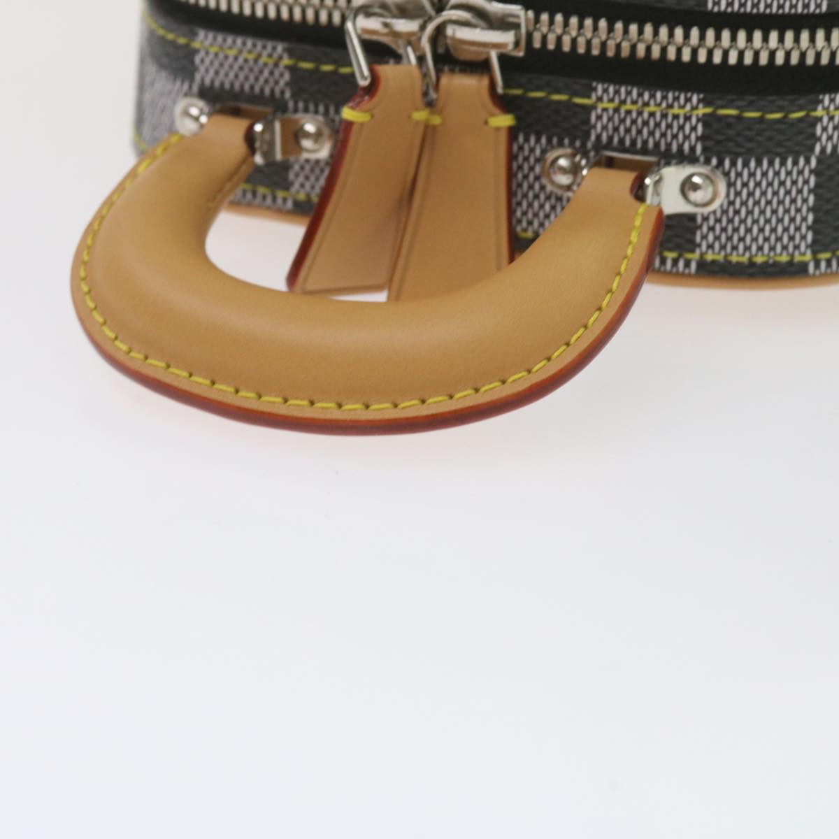 LOUIS VUITTON Damier Versette Vertical Hand Bag White Black N60273 Auth ar11067S