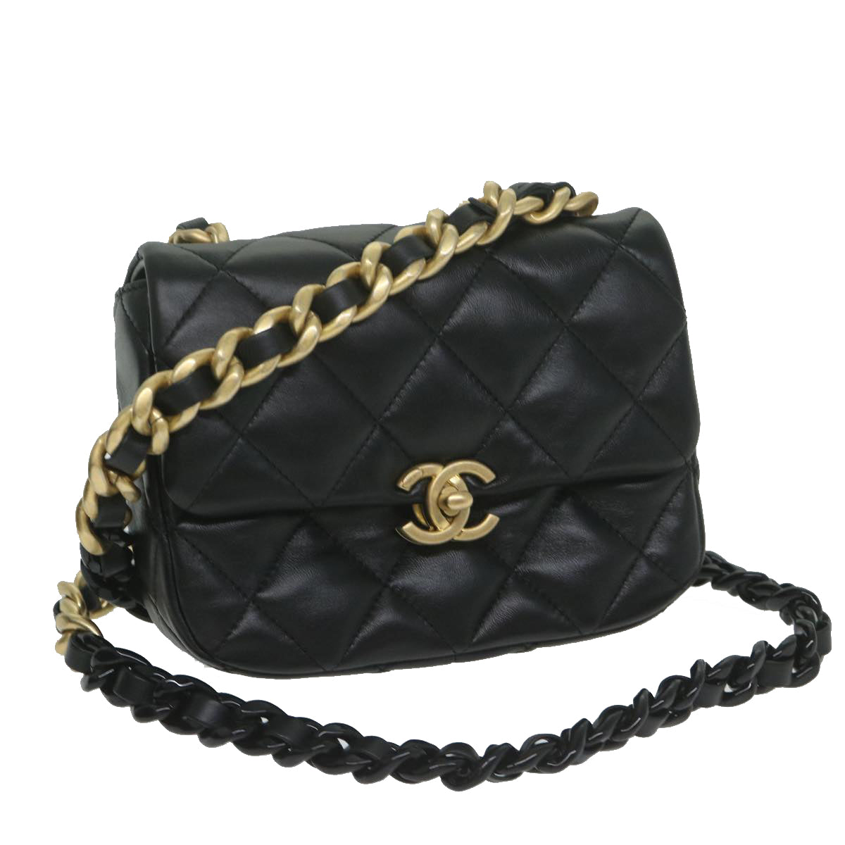 CHANEL Matelasse Turn Lock Chain Shoulder Bag Lamb Skin Black CC Auth ar11105A