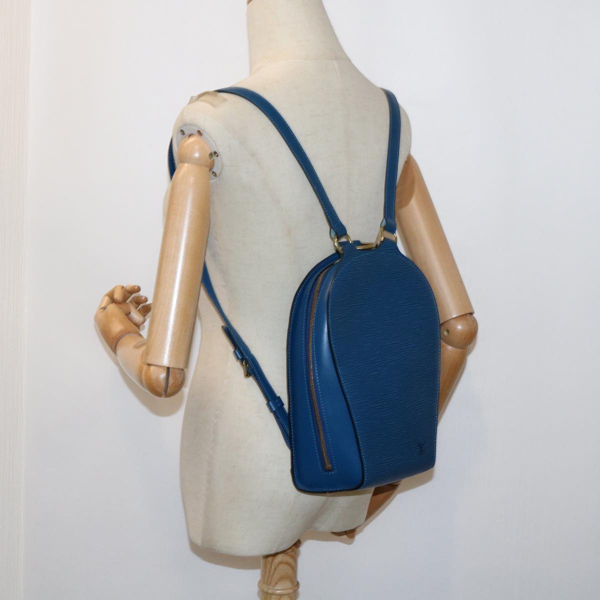 LOUIS VUITTON Epi Mabillon Backpack Blue M52235 LV Auth ar11154B