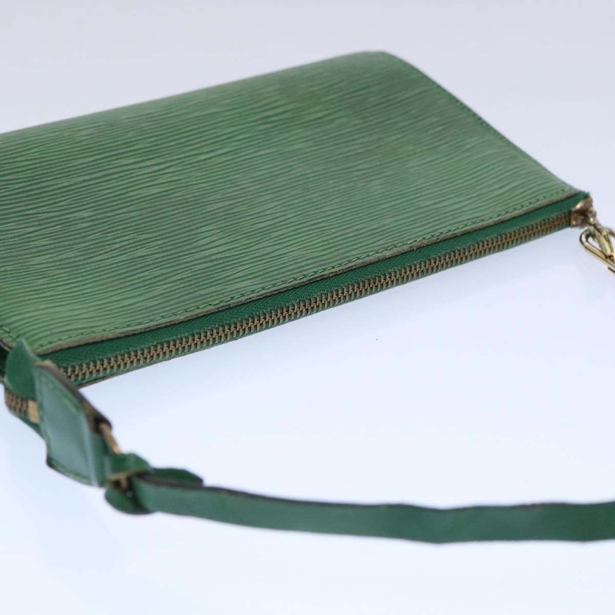 LOUIS VUITTON Epi Pochette Accessoires Pouch Vintage Green M52984 Auth ar11170B