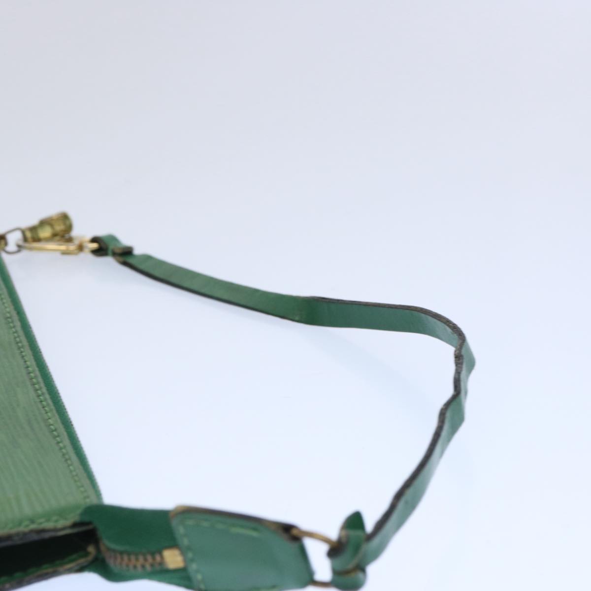 LOUIS VUITTON Epi Pochette Accessoires Pouch Vintage Green M52984 Auth ar11170B