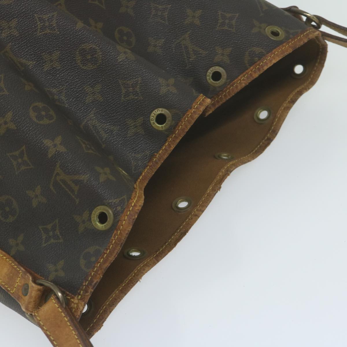 LOUIS VUITTON Monogram Noe Shoulder Bag M42224 LV Auth ar11338