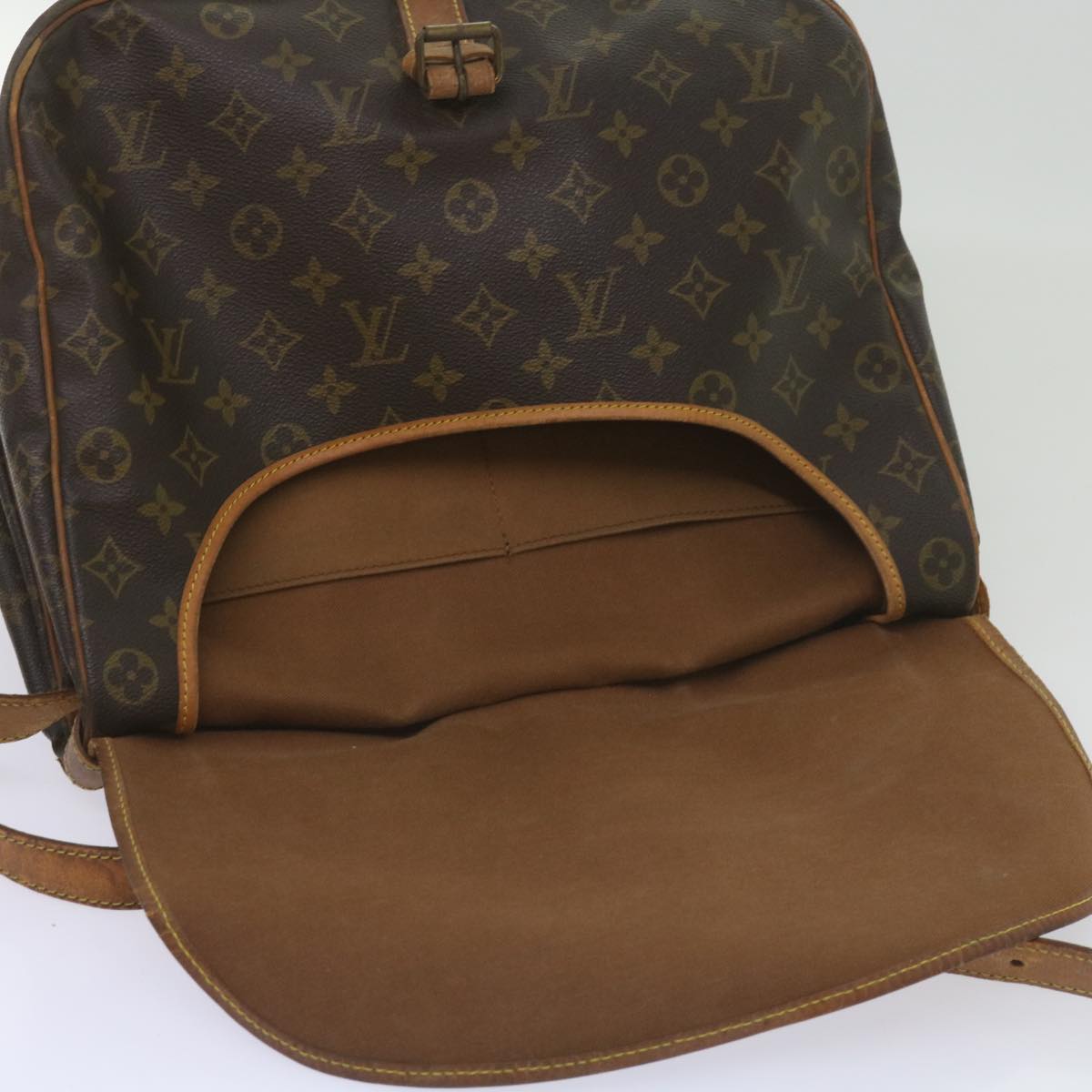 LOUIS VUITTON Monogram Saumur 35 Shoulder Bag M42254 LV Auth ar11433