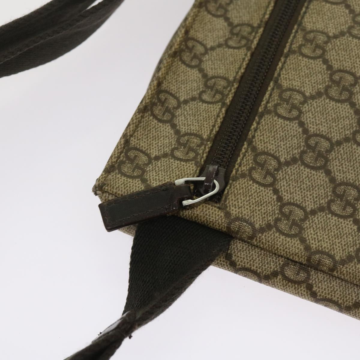 GUCCI GG Supreme Waist bag PVC Beige 28566 Auth ar11508