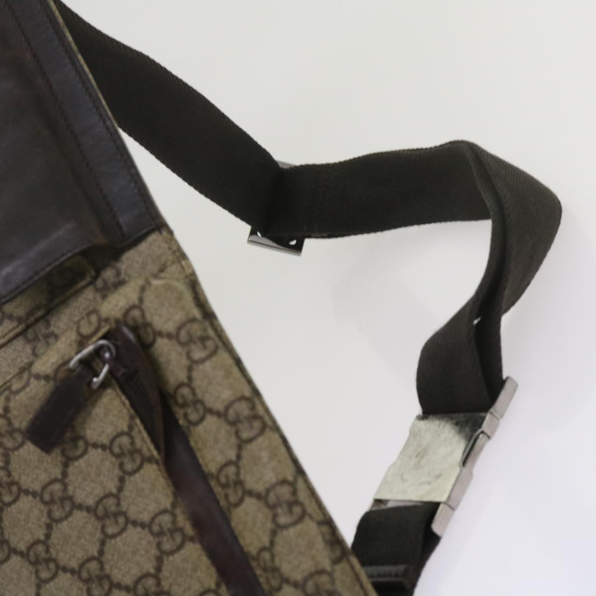 GUCCI GG Supreme Waist bag PVC Beige 28566 Auth ar11508