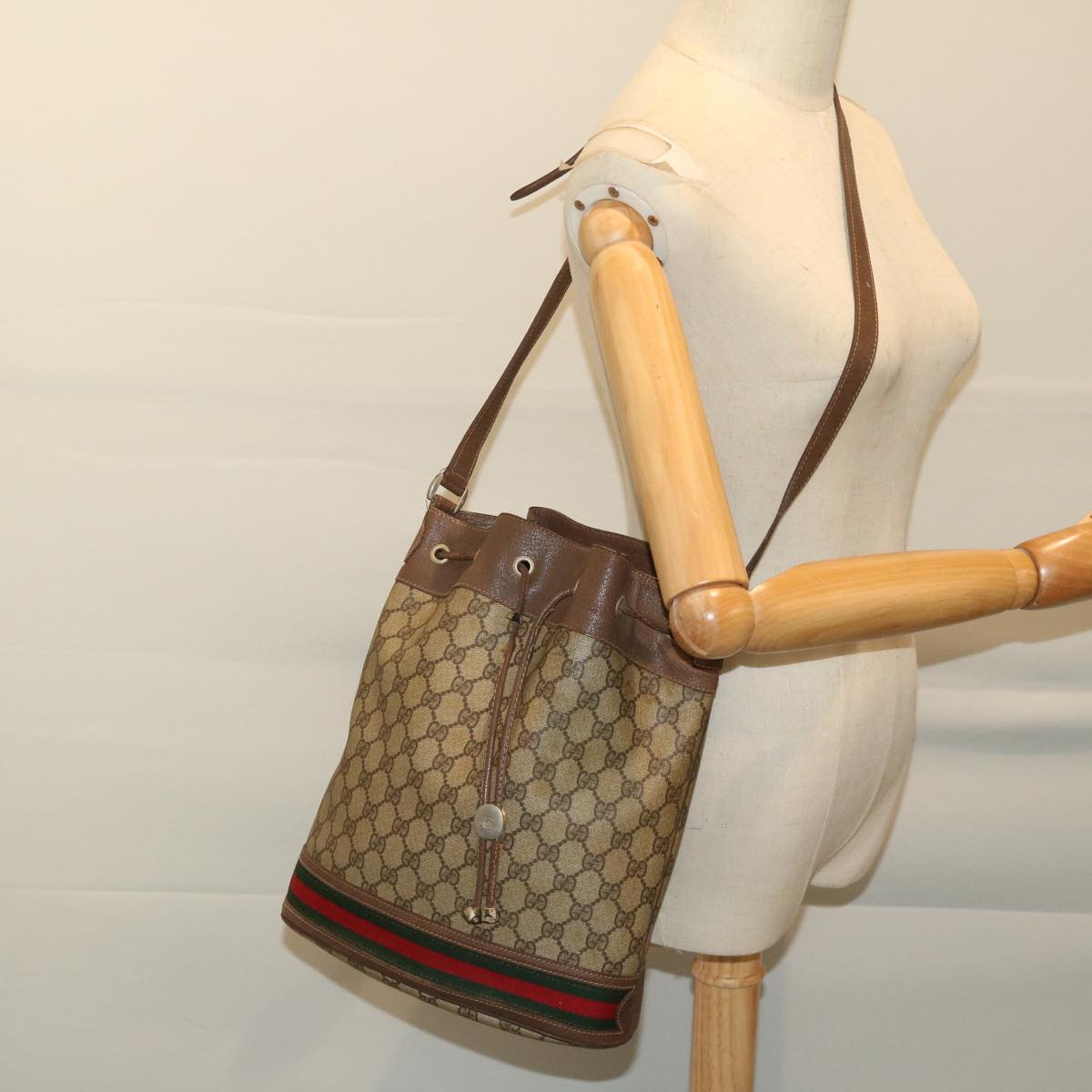 GUCCI GG Supreme Web Sherry Line Shoulder Bag PVC Beige Red Green Auth ar11510