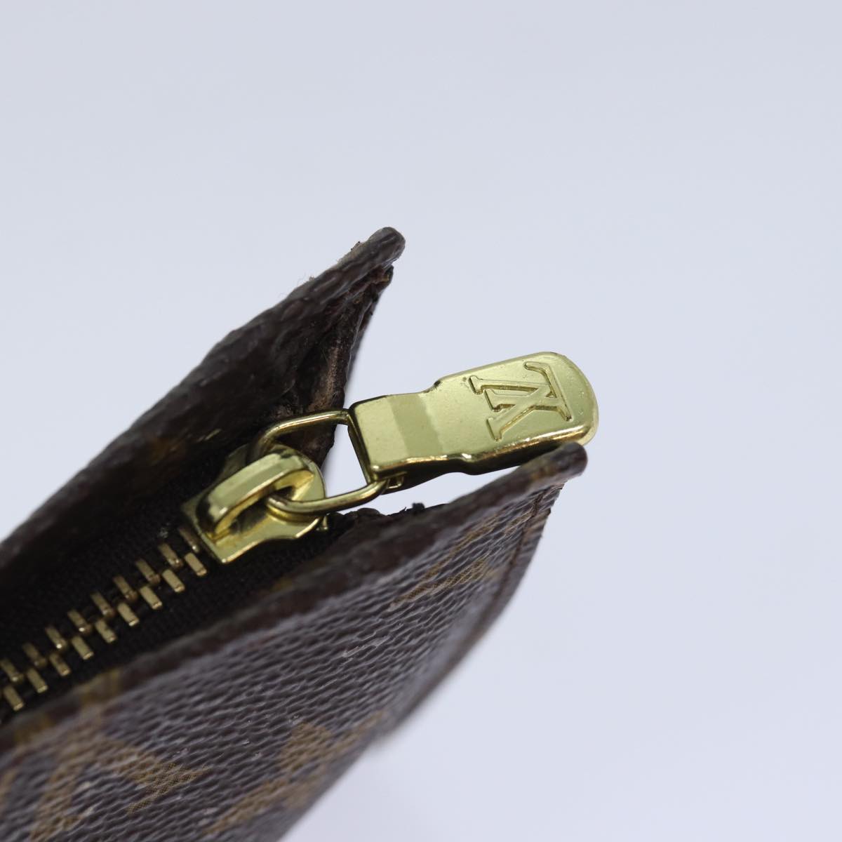 LOUIS VUITTON Monogram Bucket PM Pouch Accessory Pouch LV Auth ar12248