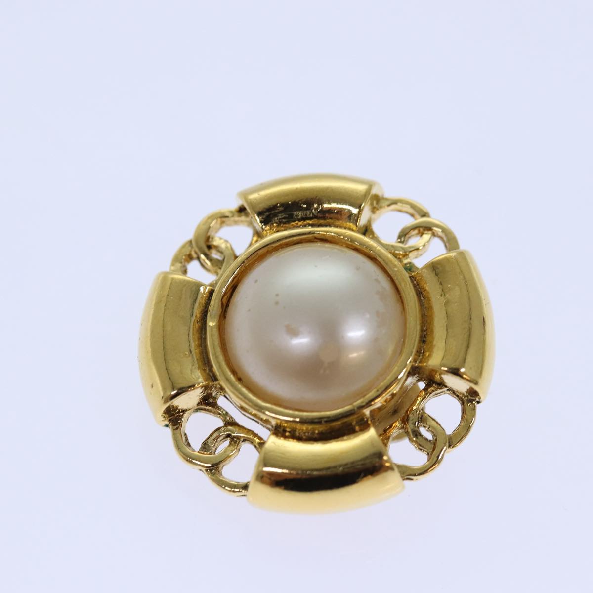 CHANEL COCO Mark Pearl Earring metal Gold CC Auth ar12349