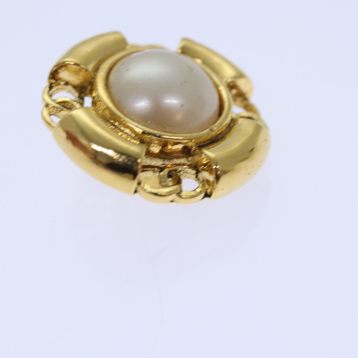 CHANEL COCO Mark Pearl Earring metal Gold CC Auth ar12349